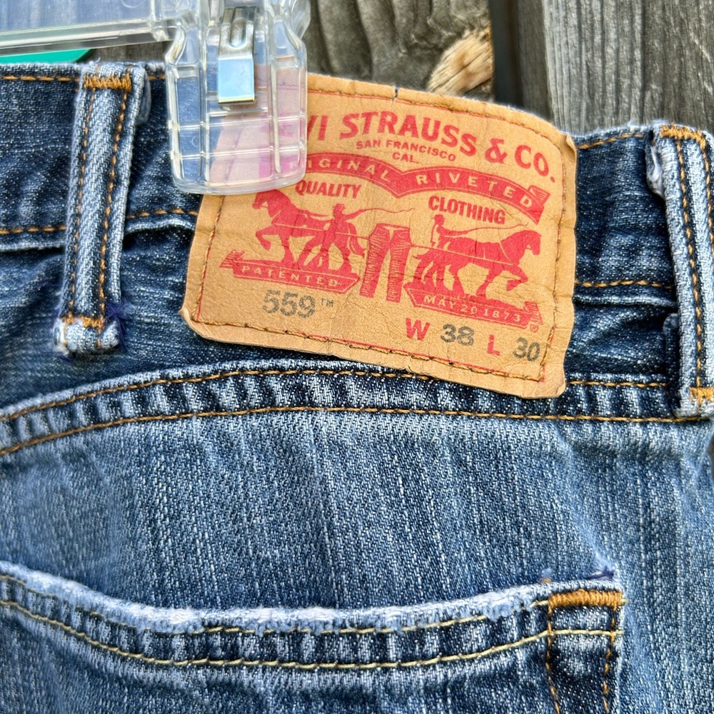 Levi's 559 Relaxed Fit Jeans - Picture 4 of 10